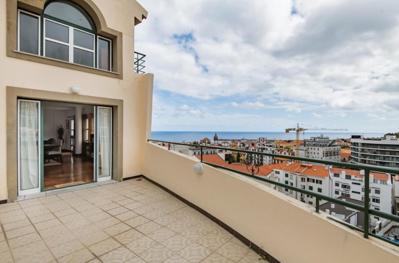 Pensjonat A O Mar Rooms- Center Funchal (Madeira)
